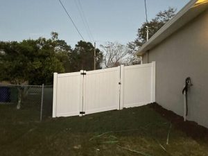 Vinyl Privacy Fence Install Cocoa Beach, Fl2