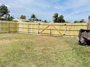 Wood Privacy Fence Install Lithia Fl