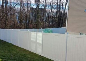 Vinyl Privacy Fence Installation In Mclean Virginia! Vinyl Privacy Fence Installation In Mclean Virginia!